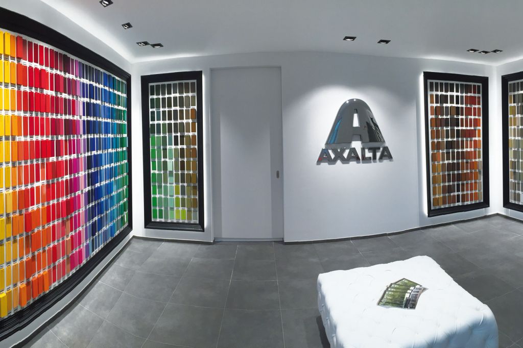 Axalta otwiera nowe salony Colou zdj. 2