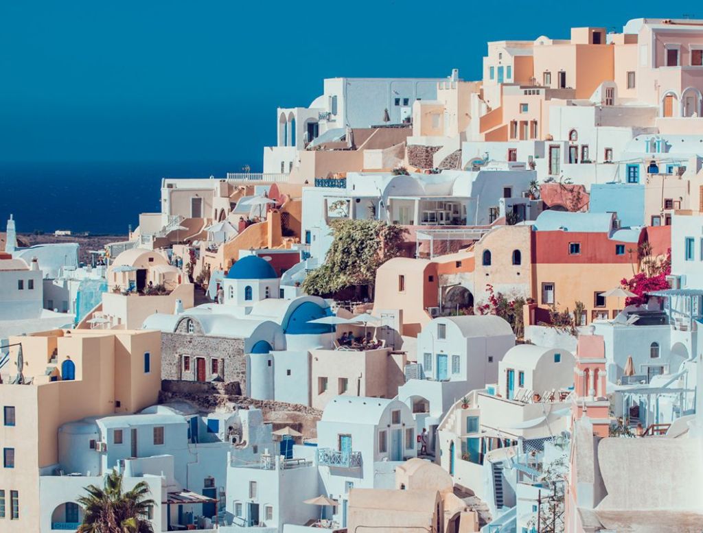 Barwy wakacji na domowej elewacji zdj. 1